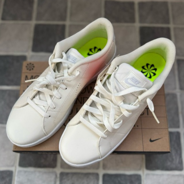 Nike Court Royale 2 Next Nature DQ4127 - 101 รองเท้าผ้าใบ ผู้หญิง