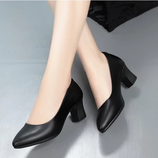 size 36-40 รองเท้าทำงานหนังนิ่มผู้หญิง ส้นกลาง สีดำ ส้นหนา 4cm ใส่ได้ทุกฤดู