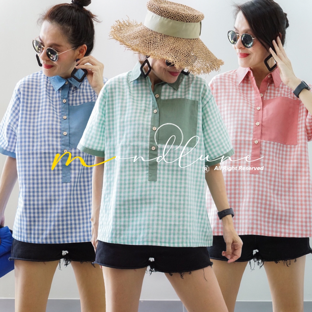 #3498 MondLune เสื้อคอปกเชิ้ต แขนสั้น เจาะกระดุมโปโล แต่งแถบสี กระเป๋าหน้า ผ้าฝ้ายทอลายตารางเล็ก