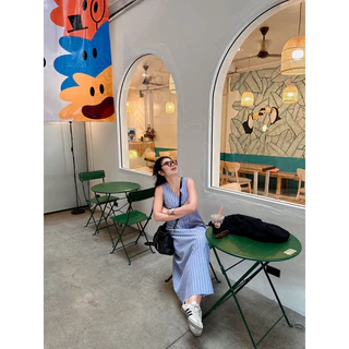 Camella dress เดรสคอวียาว : Everydaylookk store