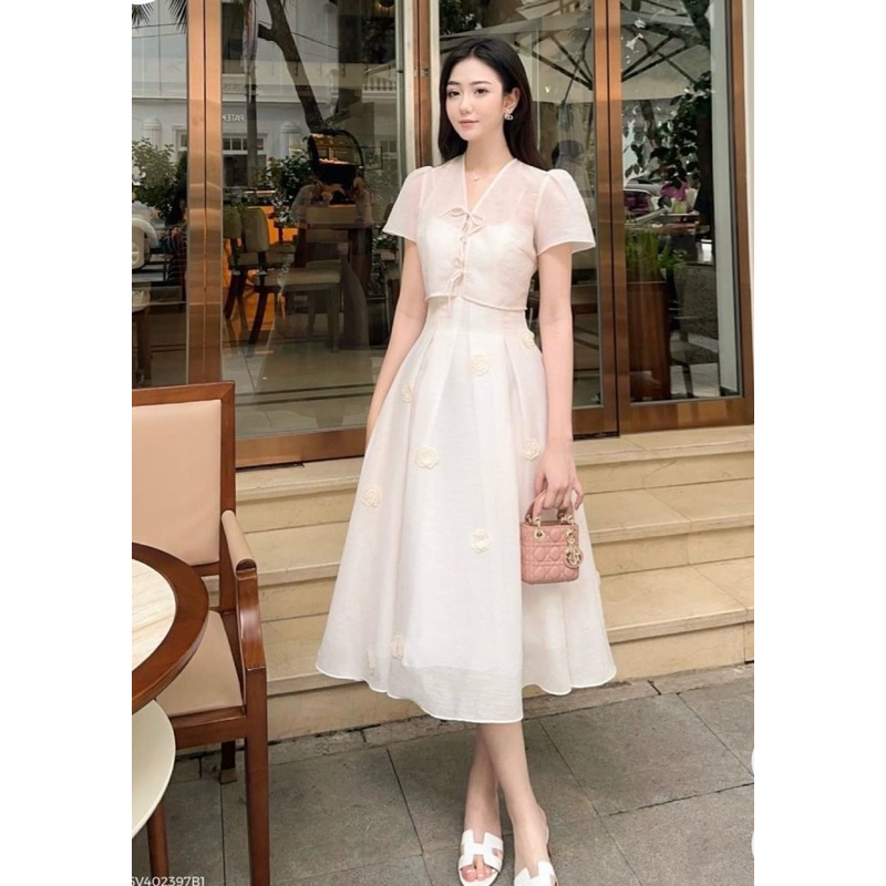 [NITTAYA] D2591 ชุดเดรสกระโปรงยาวสายเดี่ยว+เสื้อคลุมแขนสั้นสายผูกโบว์แต่งดอกไม้ ใส่เที่ยว ออกงาน