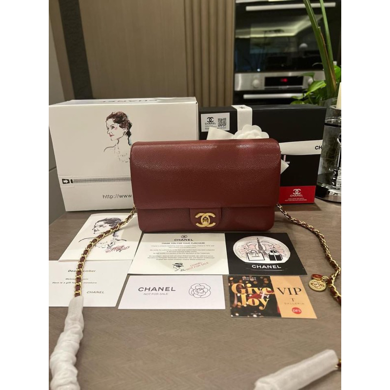 กระเป๋า CHANEL Mini Classic Flap Bag สีแดงหรูหรา ✨size: 23*13 cm💯🥰🥰😍😘