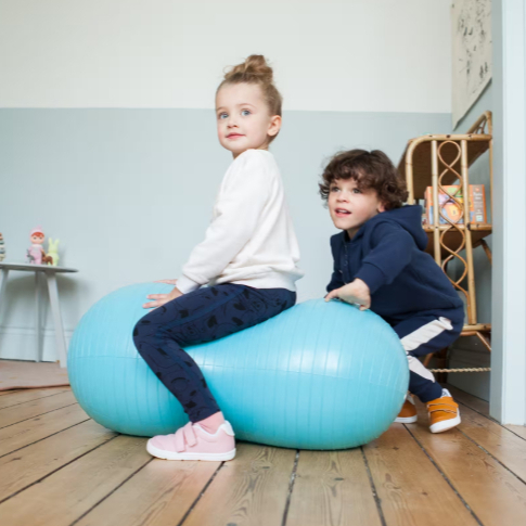 Domyos Kids ลูกบอลออกกำลังกาย สำหรับเด็ก Peanut Ball (รูปทรงถั่ว)