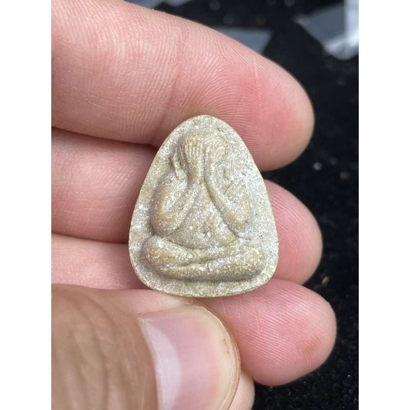 พระปิดตา 108 ปีหลวงปู่หลวงปู่โต๊ะวัดประดู่ฉิมพลีปี38 เนื้อผงน้ำมัน