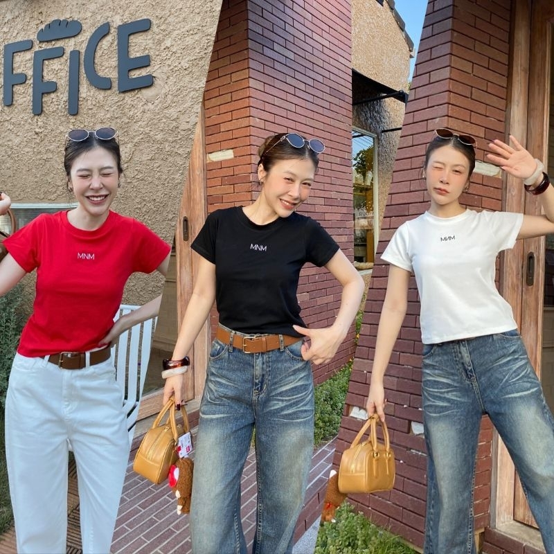 Classic Top เสื้อยืดคอกลมผ้ายูนิโคล่ ปักโลโก้ MNM
