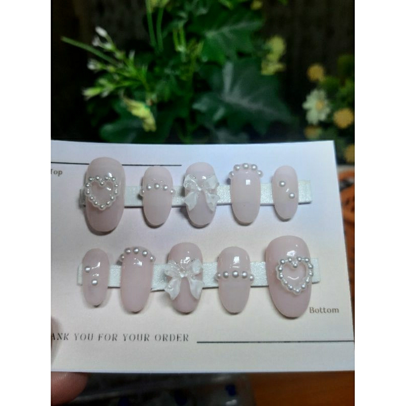 เล็บปลอมชมพูอ่อนหัวใจ😄แถมกาว+ตะไบ รอจัดส่ง1-3วัน