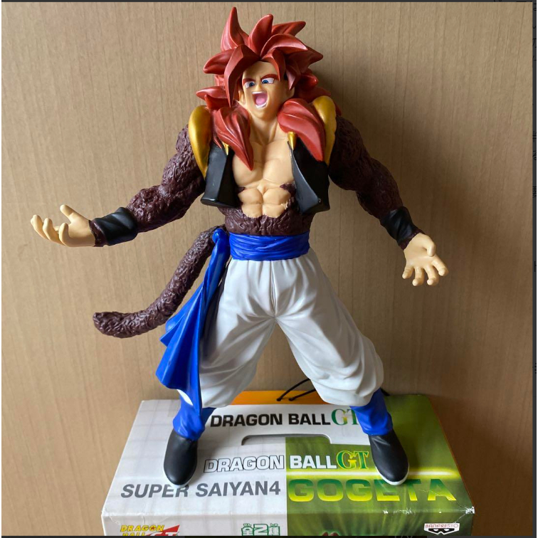 Figure  Dragon Ball GT Super Saiyan 4 Gogeta
