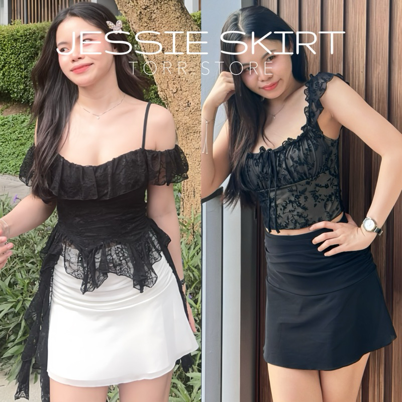 TORR.STORE Jessie Skirt | กระโปรงสั้นมีกางเกง ตะเข็บกางเกงเย็บไว้ด้านนอก ทรงชายระบาย จับจีบช่วงเอว ช่วยพรางหน้าท้องได้