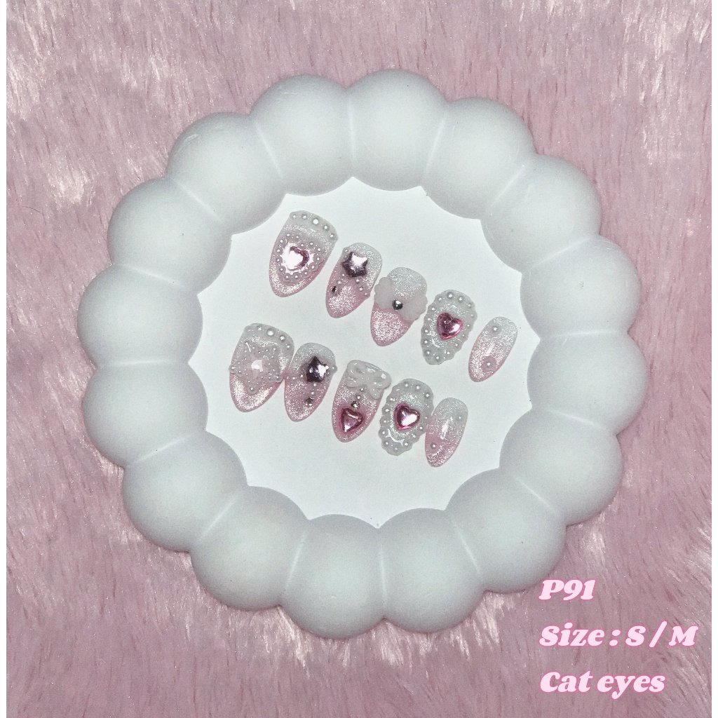ೀ⋆｡ P91 เล็บเจลปลอมสีชมพูขาวลูกแก้ว cat eyes🎀⭐️🤍