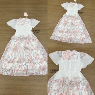 BT 06-21190 เดรสยาวแขนสั้นคอปิดแต่งกระดุมหลอกอกเอวเข้ารูปกระ…