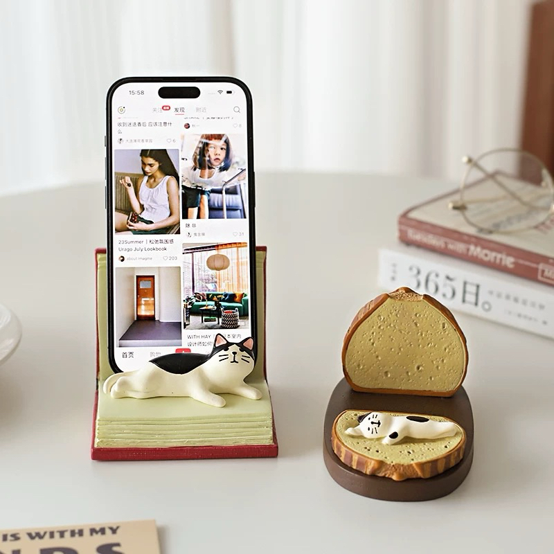 🇹🇭พร้อมส่ง!! DECOLE ญี่ปุ่น ZAKKA ที่ตั้งโทรศัพท์ ของขวัญ แท็บเล็ตน้องแมว เรซิ่นงานฝีมือ โมเดล