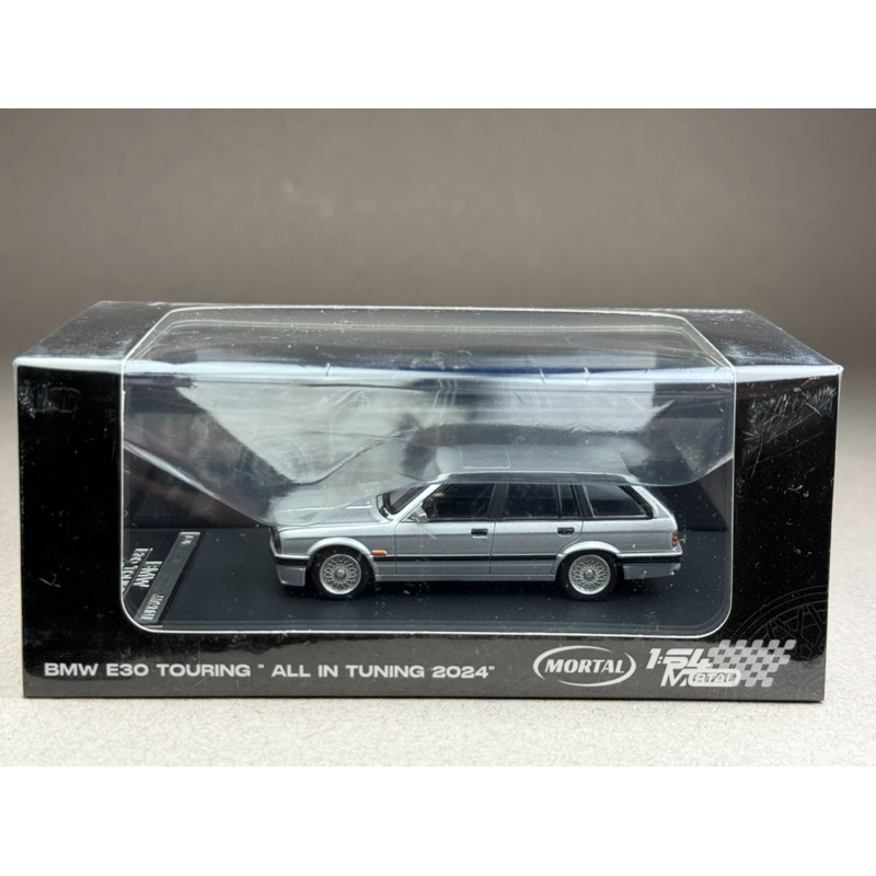 BMW E30 Touring : Silver Diecast model Scale 1:64 ยี่ห้อ Mortal