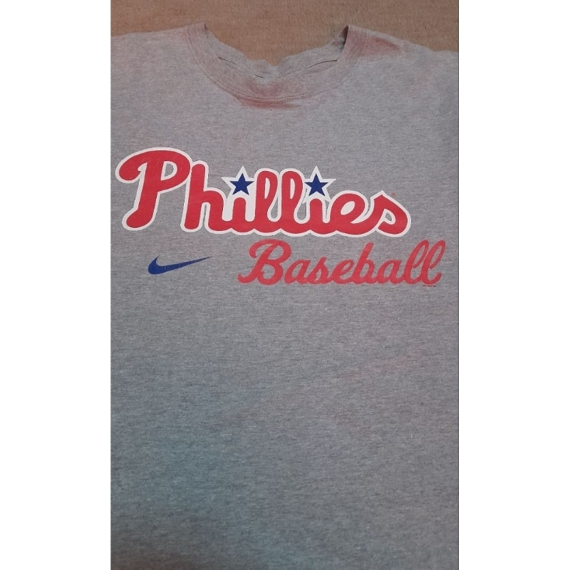 เสื้อยืดมือสอง Size M Nike Philadelphia Phillies สีเทา
