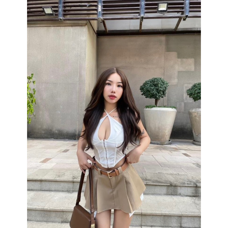 เสื้อสายเดี่ยวซีทรู กลัดกระดุม แทรกตาข่าย สายไขว้คอ เสื้อครอปสายฝอ สายเดี่ยว เสื้อท็อป คอร์เซ็ท ราคา ถูกที่สุด ดีลบีเคเค แกลเลอรีภาพที่ 4