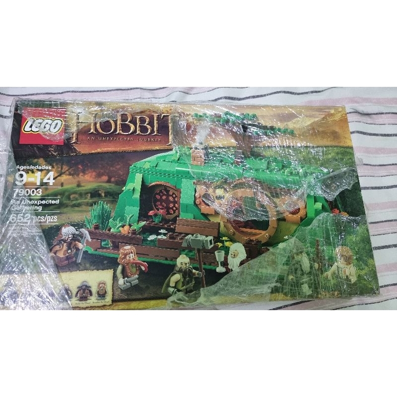 Lego hobbit ชุดบ้านมือ1ไม่เคยแกะหายากผ่อนกับช็อปปี้ได้และใช้ส่วนลดร้านคุ้มลดได้อีกครับ