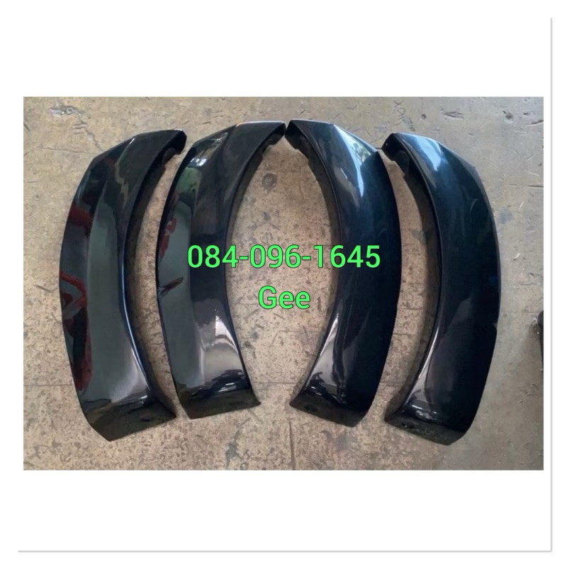 กาบกันชนหน้า คิ้ววิช toyota wish ปี 04 (1 ข้าง) งานเทียบ สีดำ ชิ้นงานเป็นพลาสติกอย่างดี