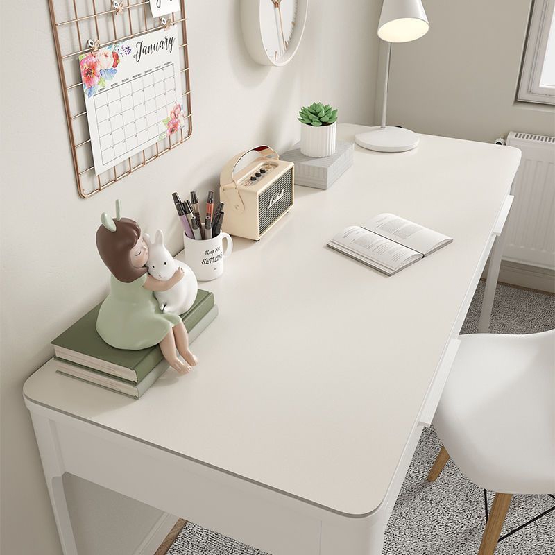 Rack❤PU าปูโต๊ะ ผ้าคลุมโต๊ะ PVC ไม่มีกลิ่น กันน้ำมันกันความร้อน ทนทาน ทำความสะอาดง่าย สีเดียว เรียบง่าย หรูหรา