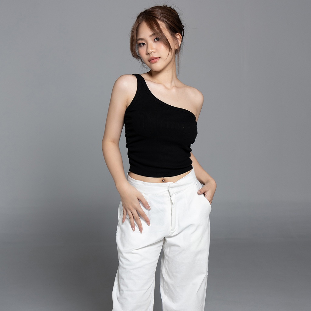 B&B CLOTHING - Curve Crop เสื้อปาดไหล่ สุดชิค~