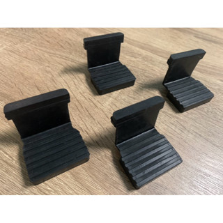 ยางรองกันรอยสีดำสินค้าขายเป็นอะไหล่สแตนยกรถมอเตอร์ไซค์รุ่นยา…