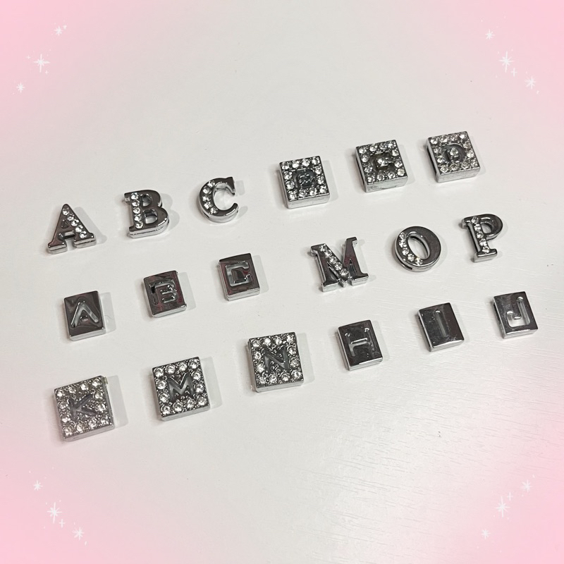 #3/3 *พร้อมส่ง* รวมจี้ตัวอักษร custom *อ่านรายละเอียดก่อนสั่ง*