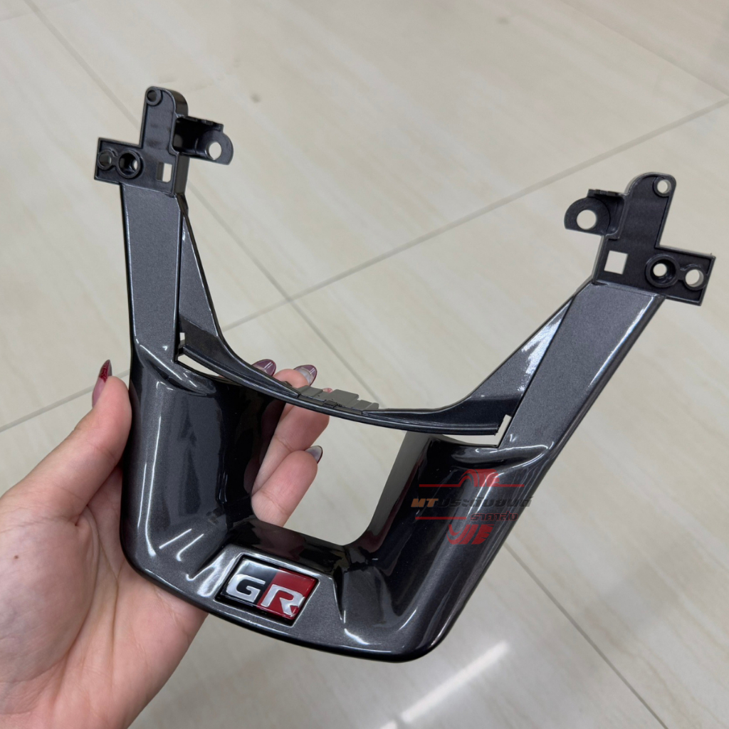 ตัว U พวงมาลัย Revo fortuner 2015 2017 2018 2020 2022 2024 ตัวเตี้ย ตัวสูง ใช้ร่วมกัน ลาย carbon GR ราคา ถูกที่สุด ดีลบีเคเค แกลเลอรีภาพที่ 6