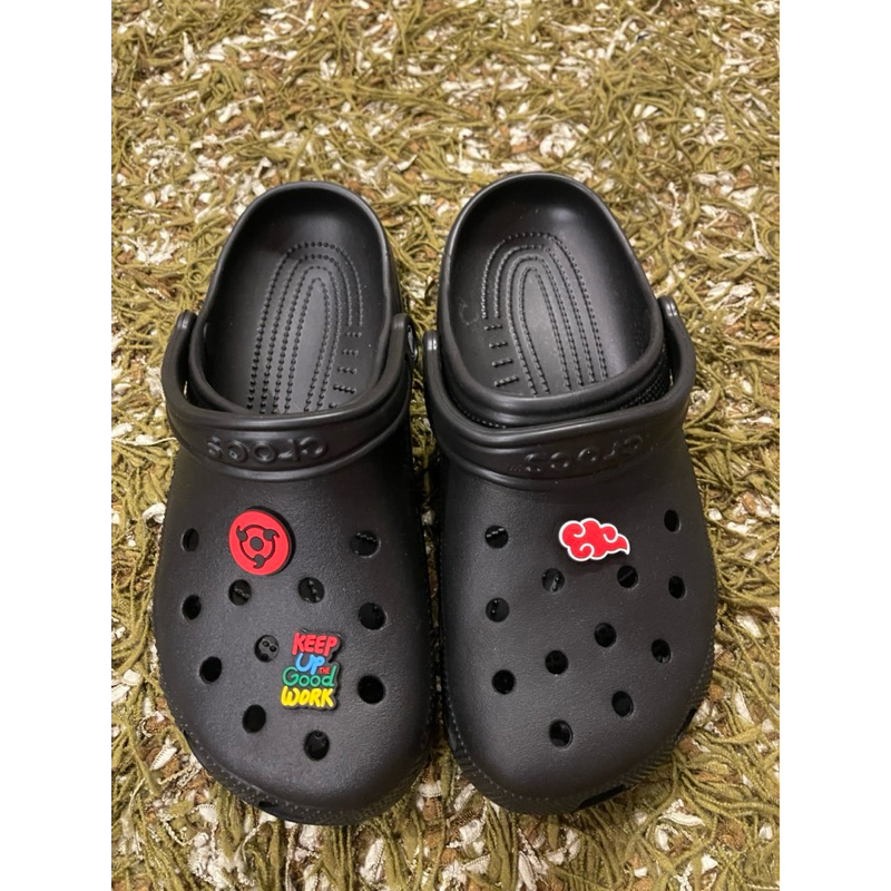 รองเท้าลำลองcrocs มือ1