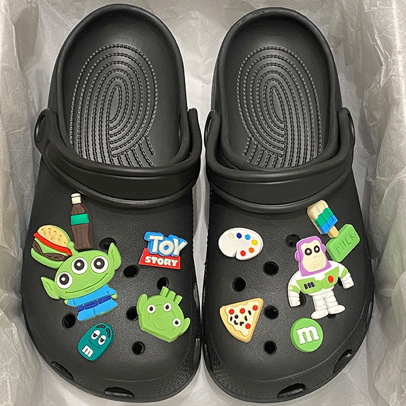 Luckkyshoes คอลเลคชั่นนี้ห้ามพลาด รองเท้าหัวโตแฟชั่น งานปังพร้อมเสิร์ฟ ใครชอบงานพื้นไม่หนาแนะนำรุ่นนี้ น้ำหนักเบา ใส่สบา