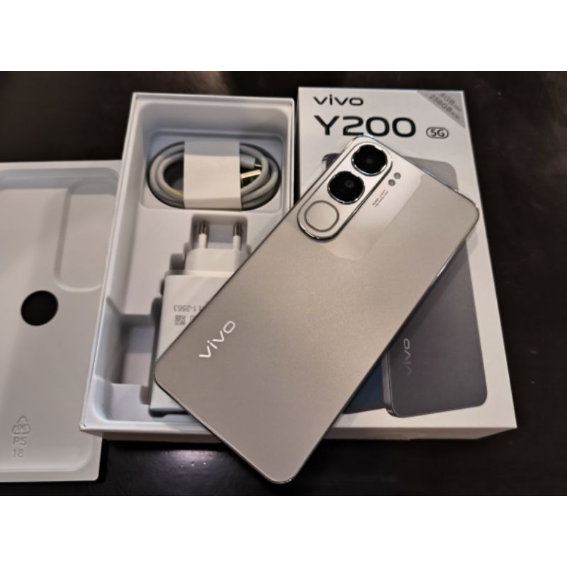 vivo y200 มือสอง  8/256