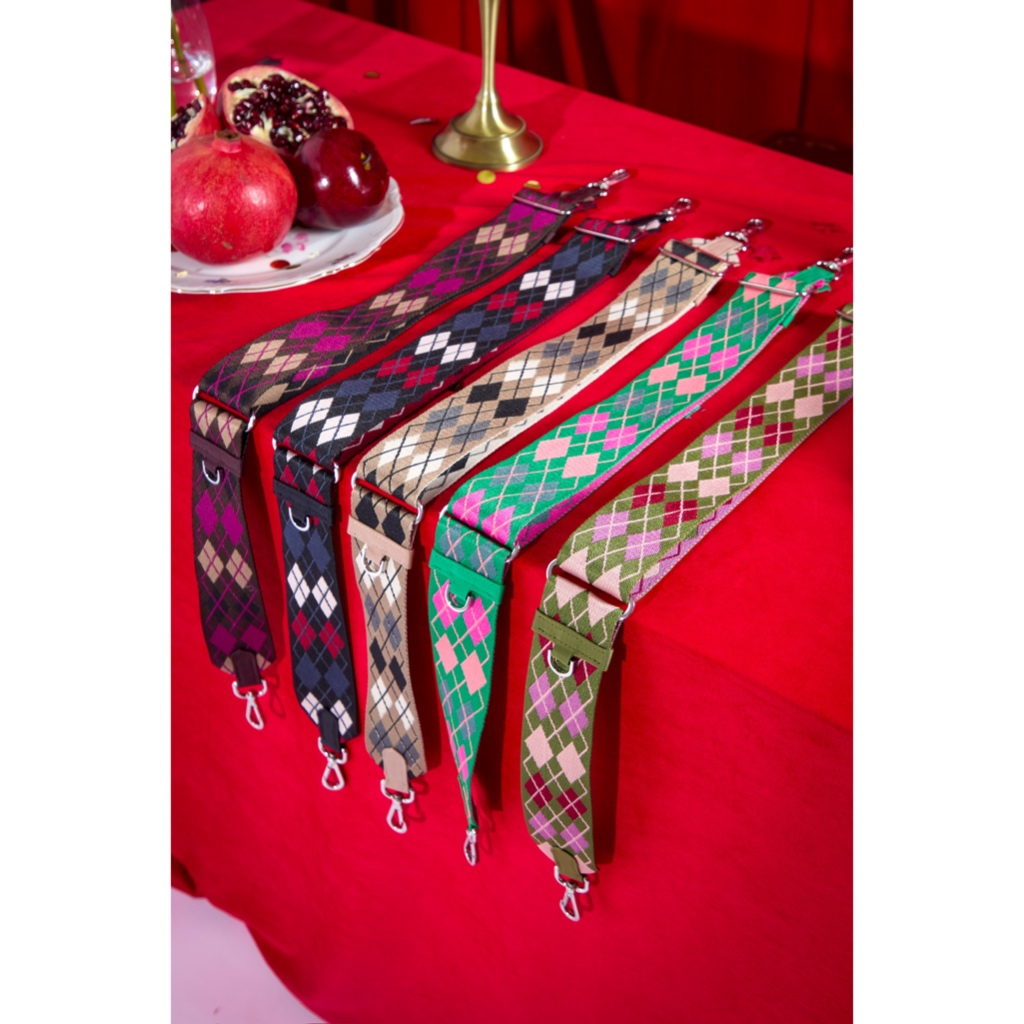 Festive Strap | My Very Own Way