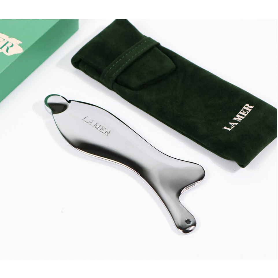 La Mer The Treatment Massage Tool  Lamer Guasha Fish Shape นวดได้ดีขึ้น ครบทุกจุดสำคัญ บนใบหน้าได้ดี