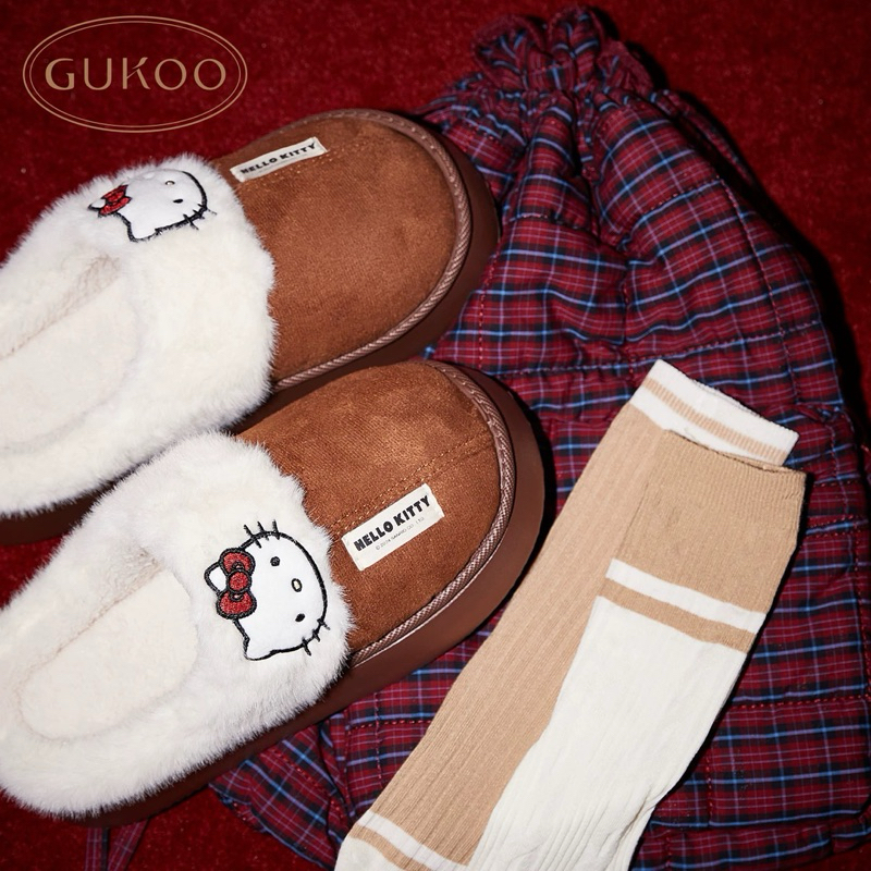 [ พรีออเดอร์ 💕] Gukoo x Hello kitty slippers รองเท้าบุขนลายคิตตี้ มี 2 สี น้ำตาล น่ารัก 🤎