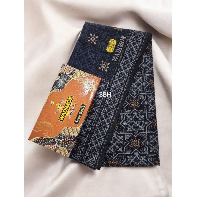 SARUNG WADIMOR BATIK SERIES ผ้าโสร่งผู้ชาย ผ้าโสร่งอินโดนีเซีย