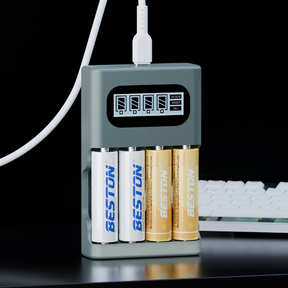 Beston 1.2V NiMH Ni-Cd AA/AAA 1.5V Li-ion เครื่องชาร์จถ่าน 4 ช่อง 1.2V / 1.5V LCD Smart Fast charger (ไม่รวมถ่าน)