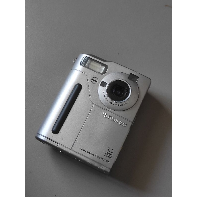 digital camera fuji finepix 700