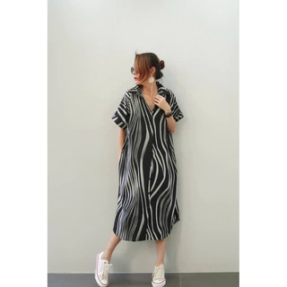 เดรสปกเชิ้ตทรง oversize ผ้าไหมอิตาลี มีน้ำหนัก สวยมากๆ ค่า ใส่ปล่อยๆ น่ารักมากๆ จัดด่วน หมดแล้วหมดเลยน๊า