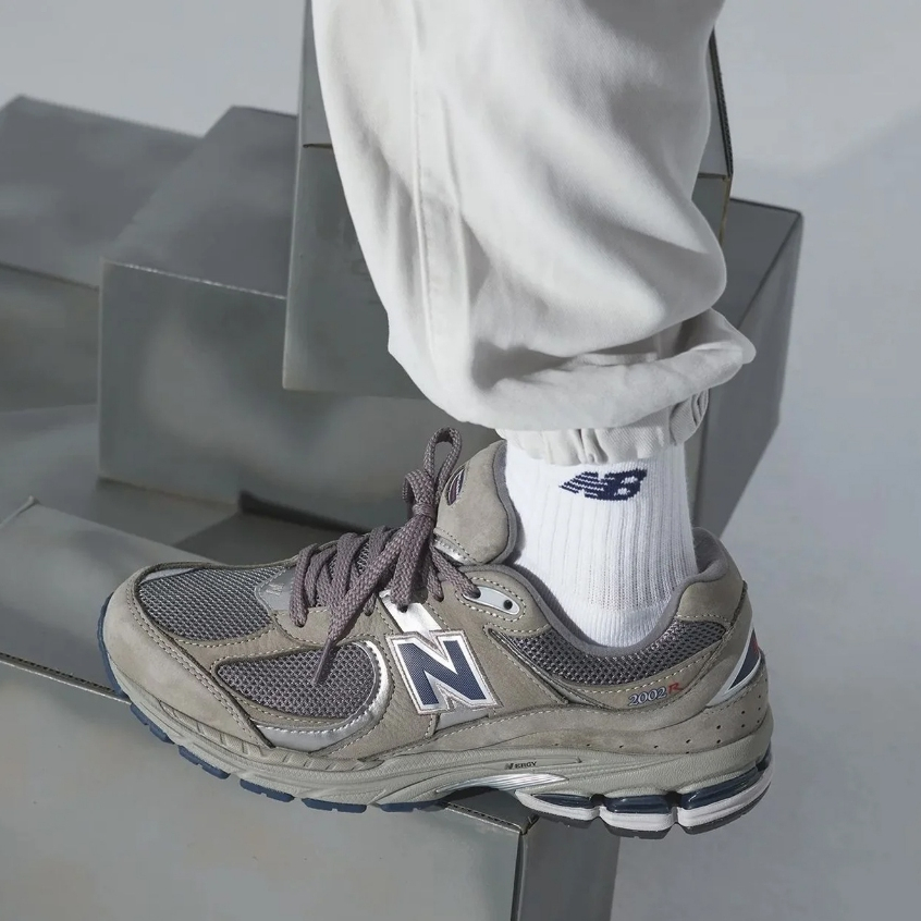 New Balance รองเท้าผ้าใบ รองเท้าลำลอง ND M 2002R CASTLEROCK ML2002RA (6500)