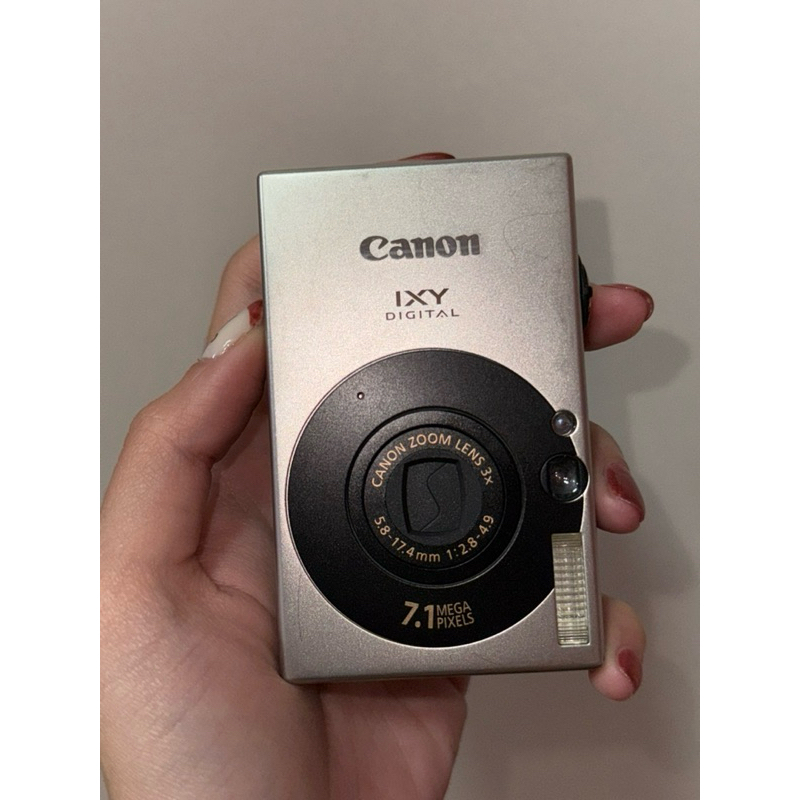 กล้องดิจิตอล Canon IXY10 (Canon IXUS70)