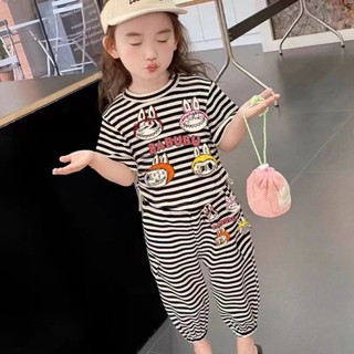 ชุดสูทเด็กหญิงสไตล์โมเดิร์นแขนสั้นเสื้อยืดลายทางลำลอง + กางเ…