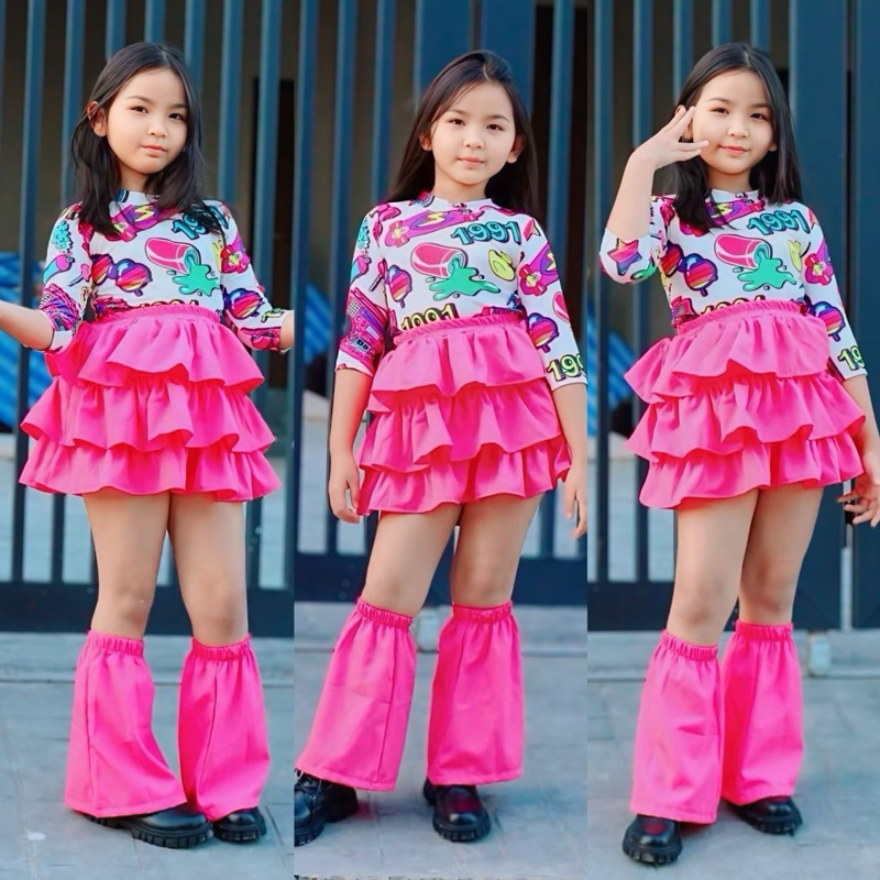 ชุดเต้น ชุดเซ็ท 3 ชิ้น เสื้อแขนยาว+กระโปรงชั้น+ปลอกขา
