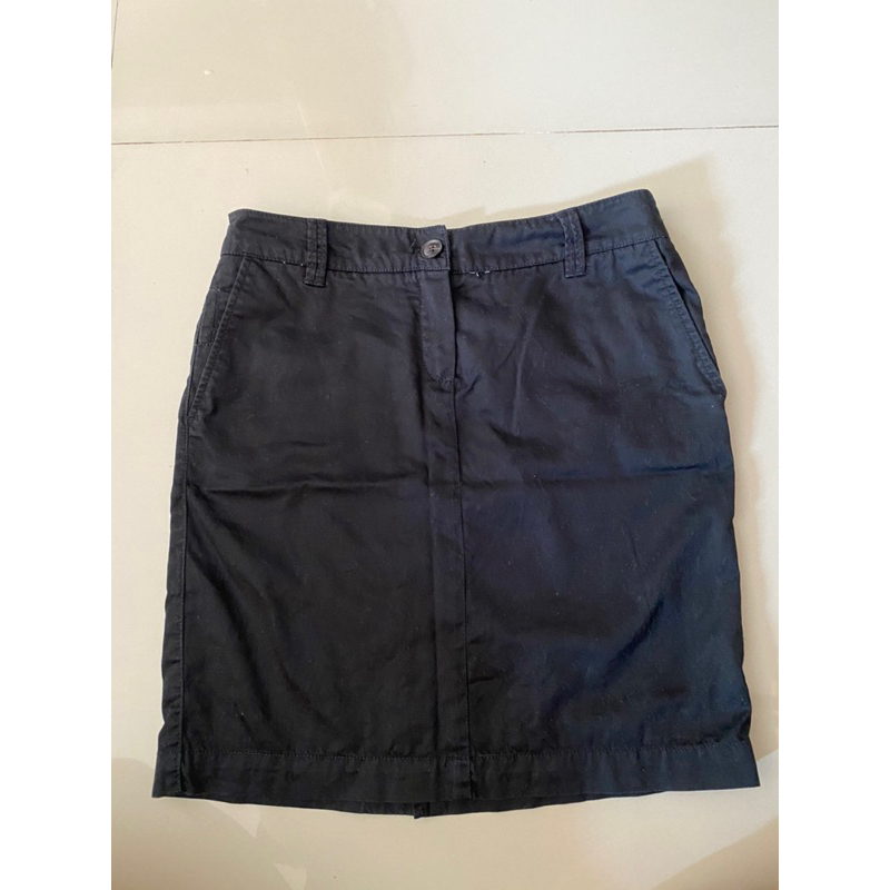 กระโปรงผ้า MNG มือสอง