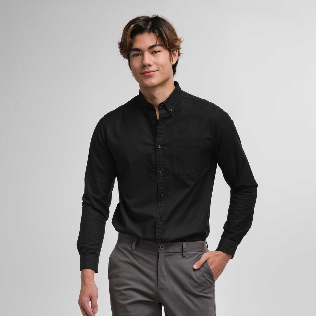 era-won เสื้อเชิ้ต ทรงปกติ Oxford Shirt แขนยาว คอปก สี Black (ดำกระดุมดำ)