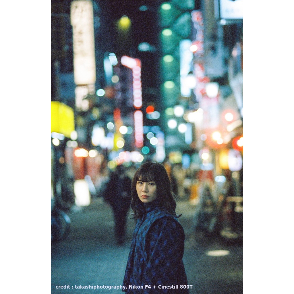 ฟิล์มสี CineStill 800 Tungsten 35mm 36exp Color Film ฟิล์มถ่ายรูป 35มม. 135 ฟิล์มหนัง ฟิล์ม 800T