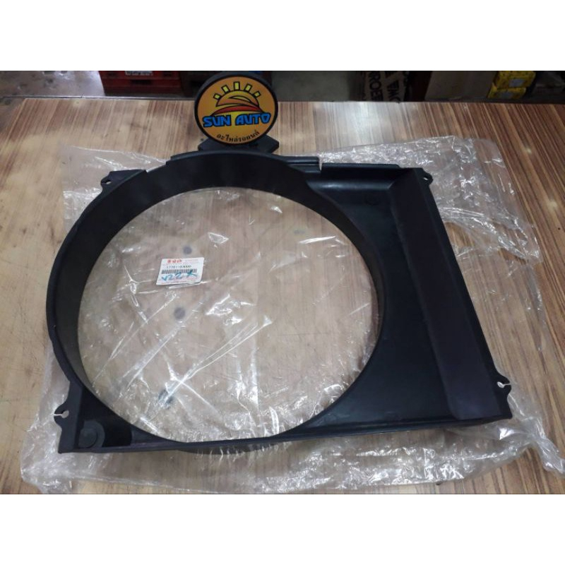 บังลมหม้อน้ำ  SUZUKI   CARIBBEAN   SJ413   ของแท้  ราคา   1380  บาท