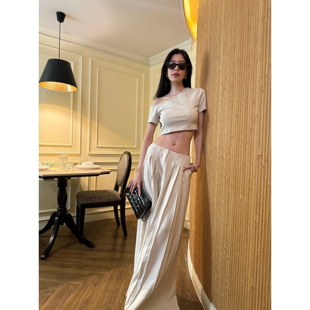 [ Fabrique.co ] - Off Shoulder Tank Top เสื้อครอปแขนสั้น แฟชั่นผู้หญิง