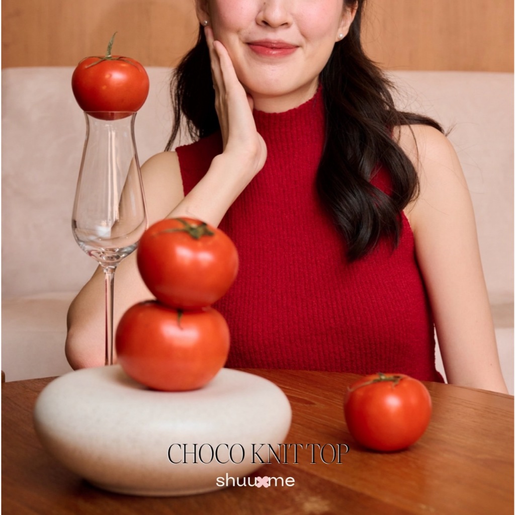 SHUUXME Choco knit top (เสื้อแขนกุดทรงคอเต่าผ้ายืดได้)
