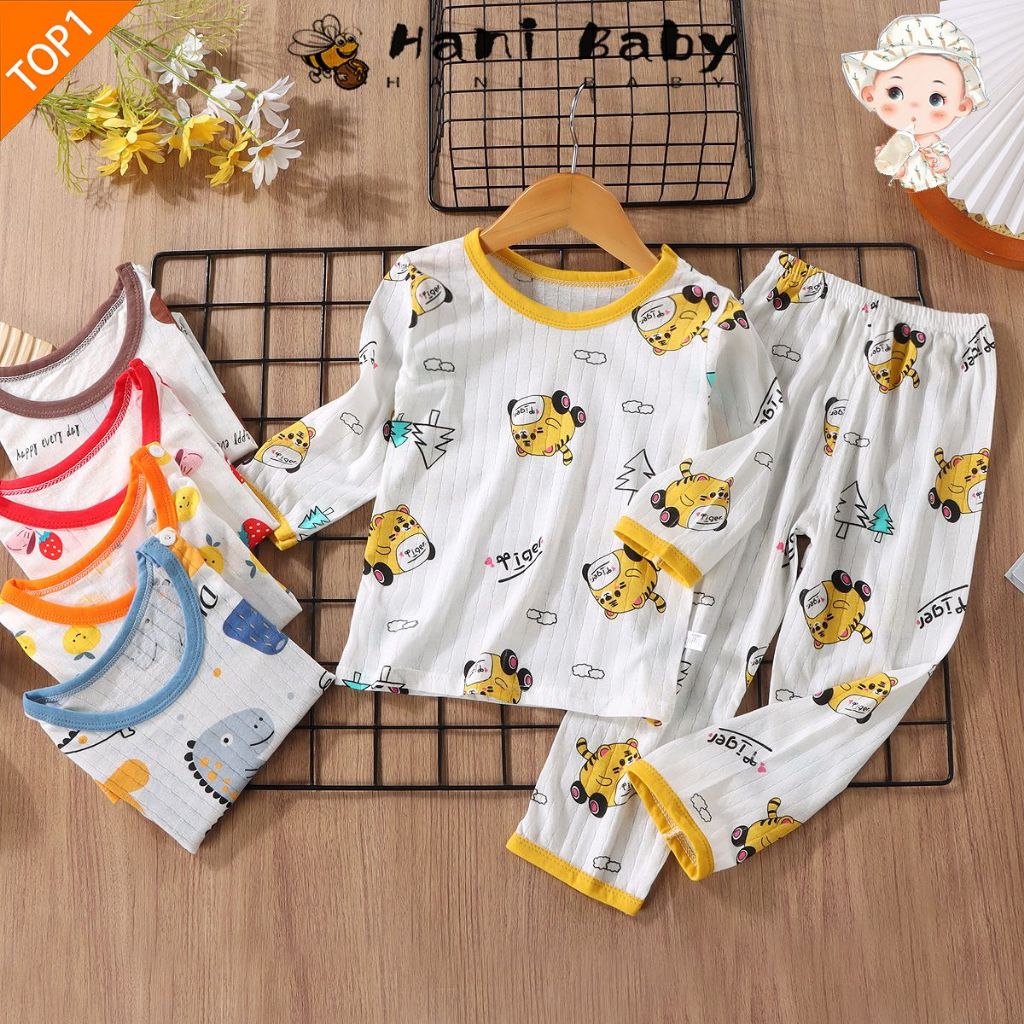 ชุดนอนเด็ก เซต 2 ชิ้น เสื้อ+กางเกงขายาว คอกลม ลายน่ารัก สบาย เนื้อผ้านุ่มนิ่ม