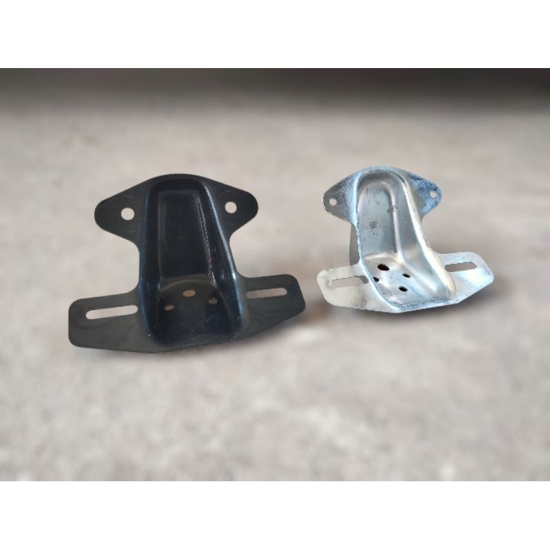 แป้นยึดไฟท้าย Stallions ct400