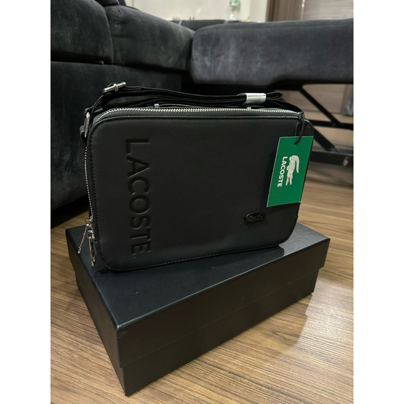 กระเป๋าLacoste สะพายข้างขนาด10นิ้ว แท้💯%