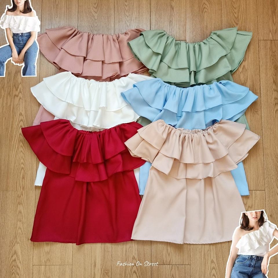เสื้อเปิดไหล่ระบาย 2 ชั้น ผ้าซาร่า ใส่ได้ 3 แบบ เกาะอก ปาดเฉียง และเปิดไหล่ค่ะ