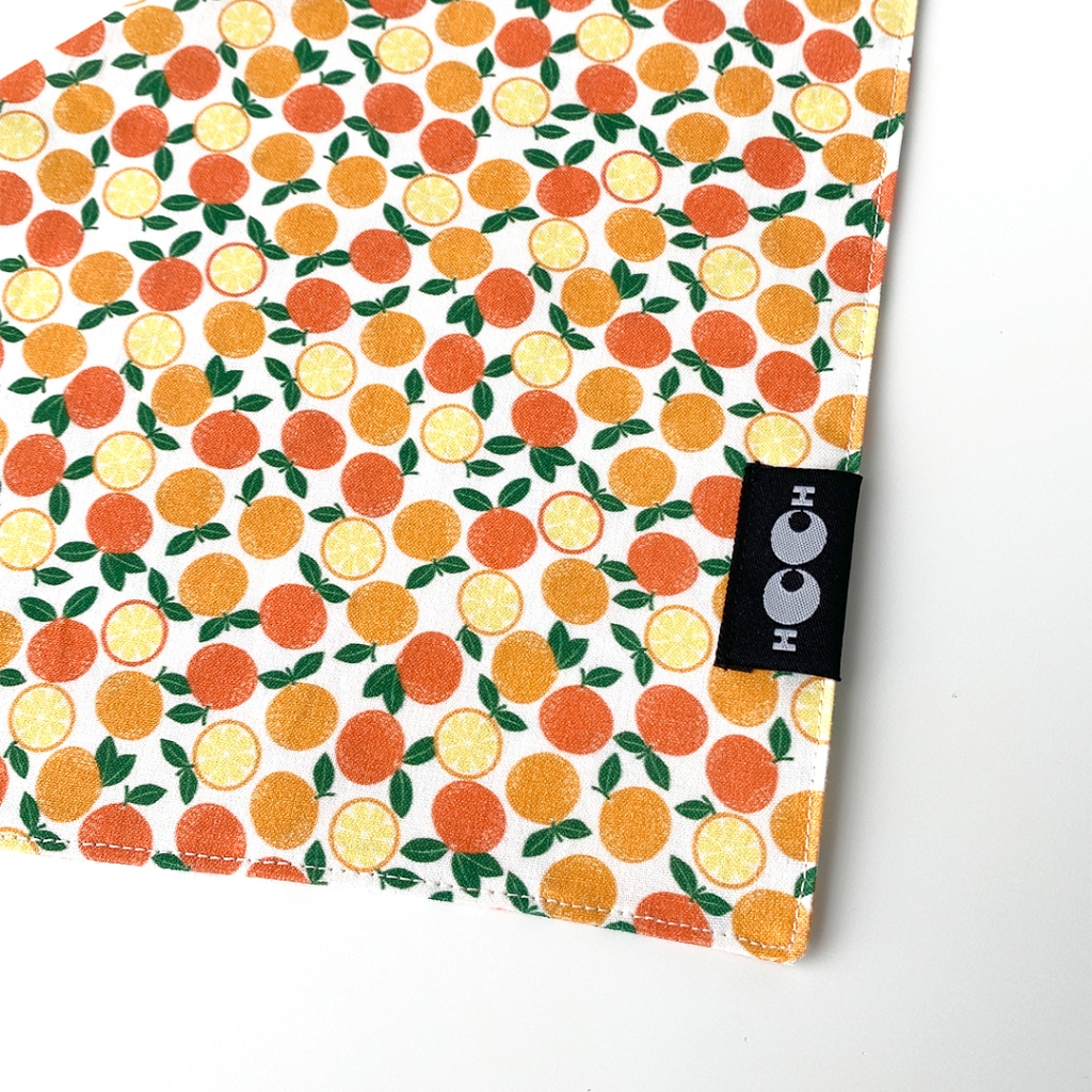 HO.OH - Sunkissed Oranges - ผ้าพันคอลายส้มสดใส ผ้าพันคอหมา ผ้าพันคอแมว